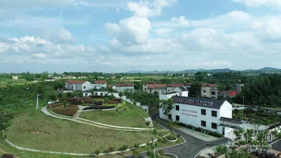 汪崗鎮(zhèn)美麗鄉(xiāng)村建設 (2).JPG